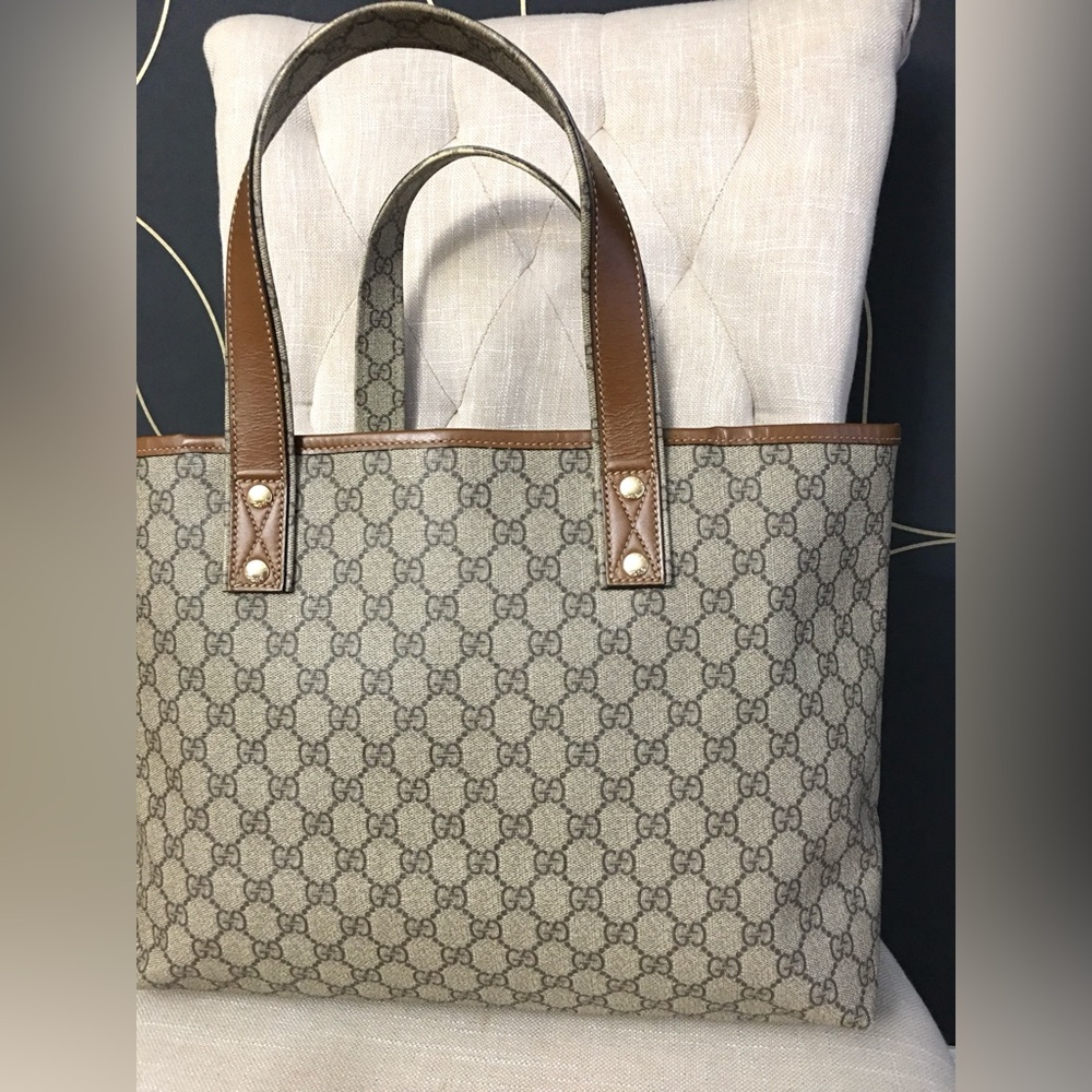 Gucci authentic brown monogram coated canvas tote bag - Picture 7 of 16